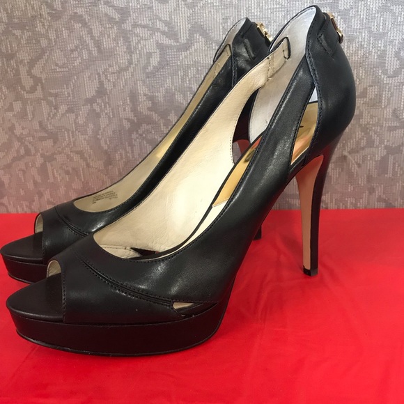 Michael Kors heels - Picture 2 of 3